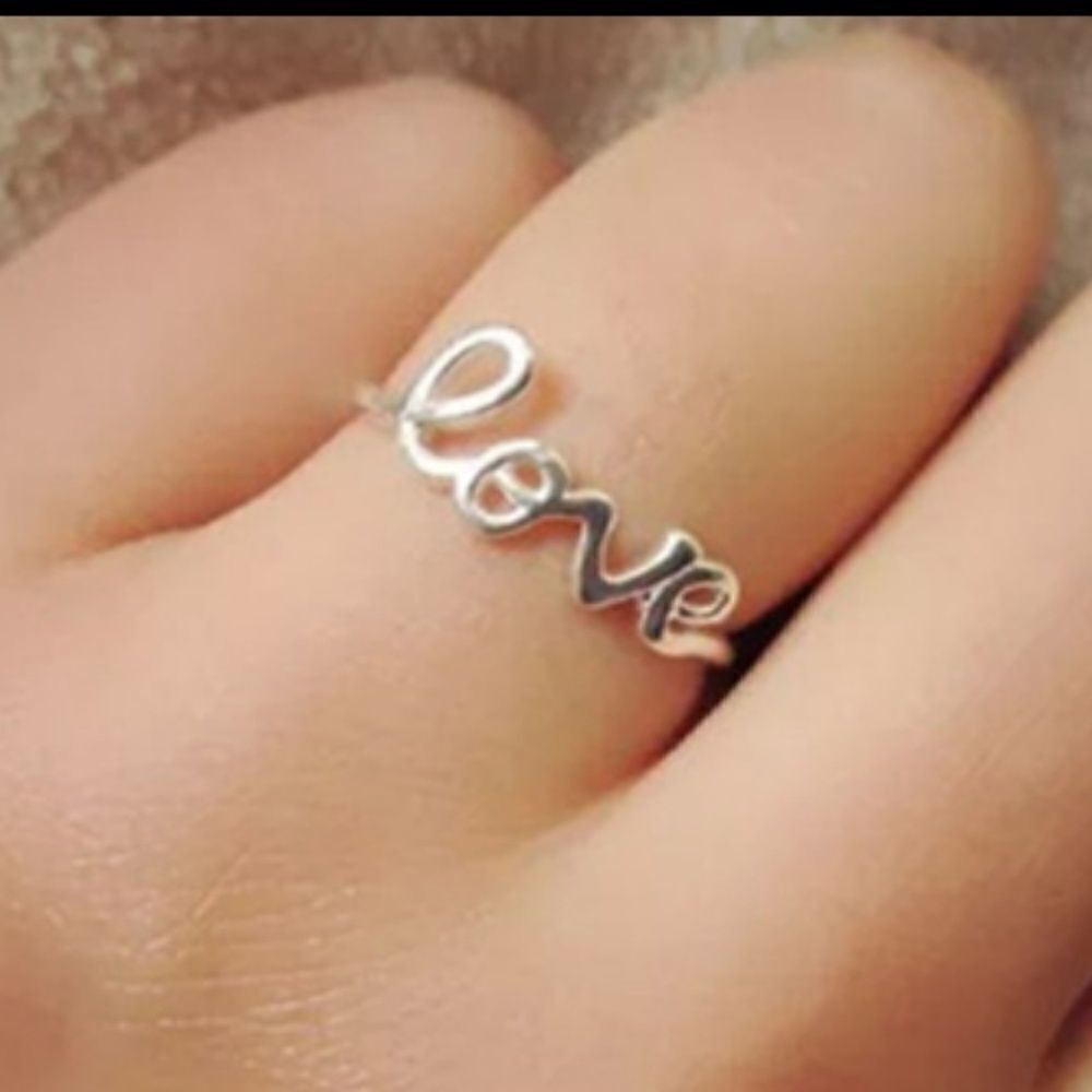 LOVE LETTER RING - Picture 2 of 3